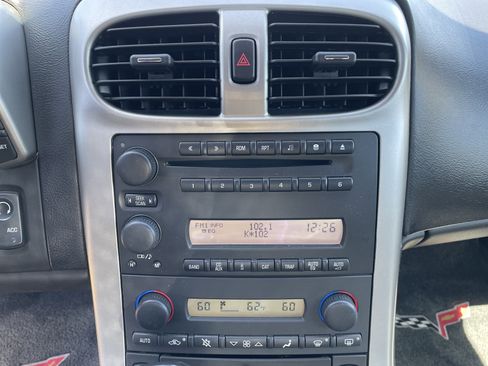 Used 2005 Chevrolet Corvette Convertible w/ Preferred Equipment Group RWD image 12