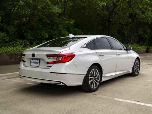 Used 2021 Honda Accord EX-L image 9