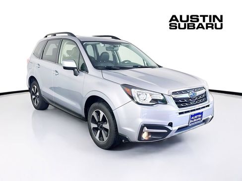 Used 2017 Subaru Forester 2.5i Limited image 1