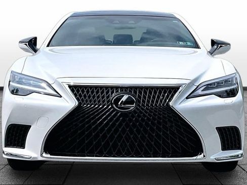 Used 2023 Lexus LS 500 AWD w/ Luxury Package image 2
