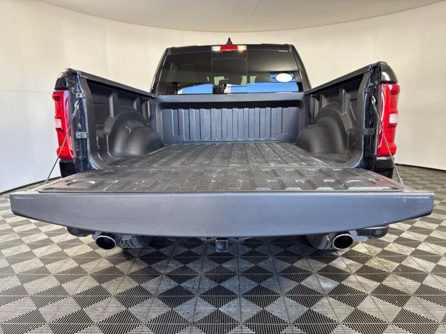 Used 2026 RAM 1500 Laramie w/ Sport Appearance Package AWD/4WD image 21