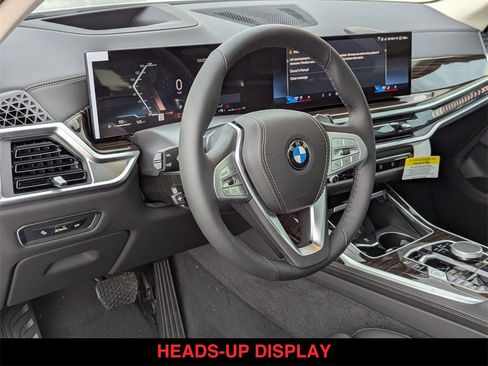 New 2025 BMW X7 xDrive40i w/ Premium Package image 12