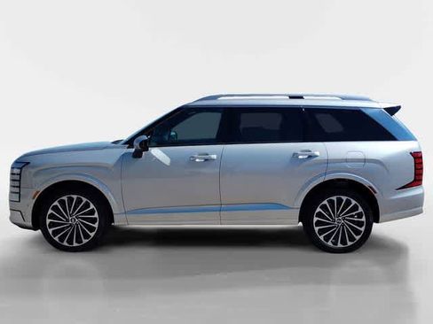 New 2026 Hyundai Palisade Calligraphy FWD image 2