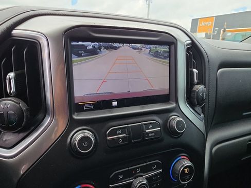 Used 2019 Chevrolet Silverado 1500 LT Trail Boss AWD/4WD image 21