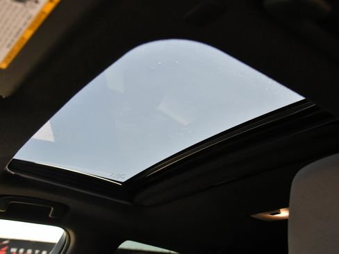 Used 2023 Toyota Corolla SE w/ SE Premium Package FWD image 35