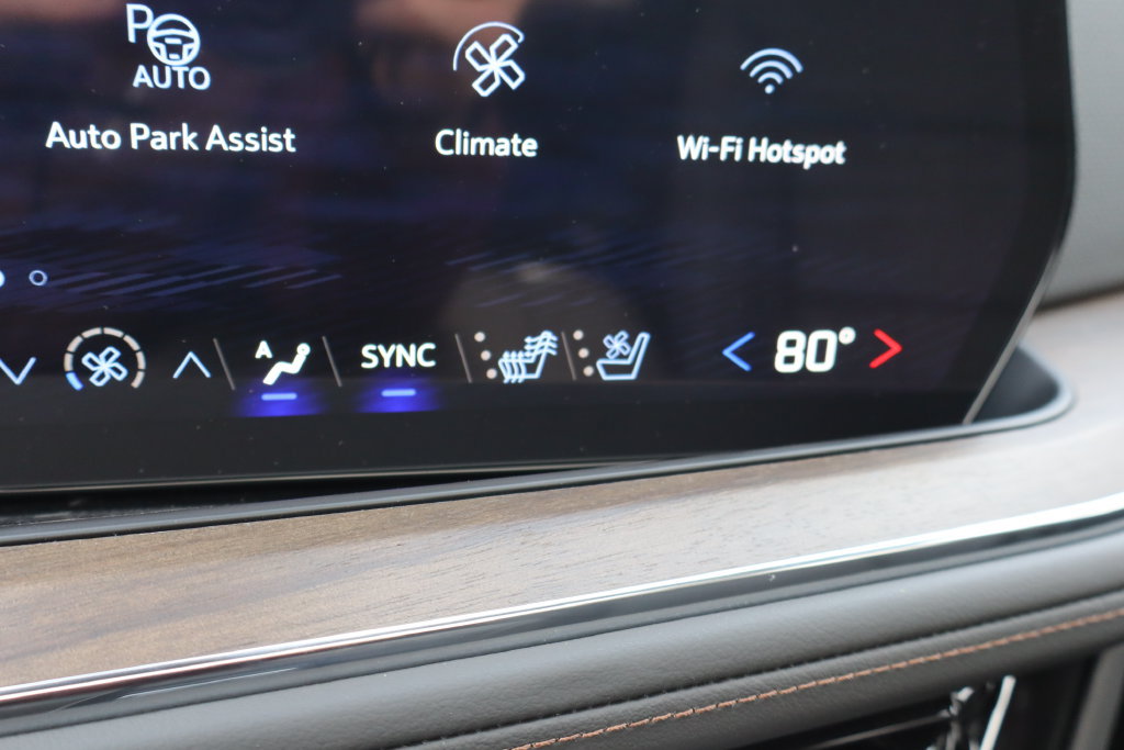 New 2027 Chevrolet Suburban High Country AWD/4WD image 13