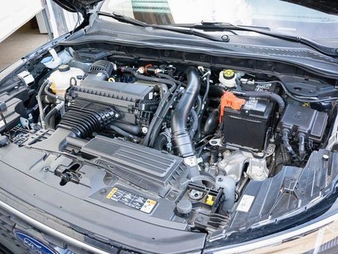 Used 2023 Ford Escape Platinum image 36