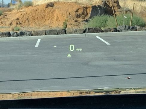 Used 2023 Buick Envision Avenir image 18