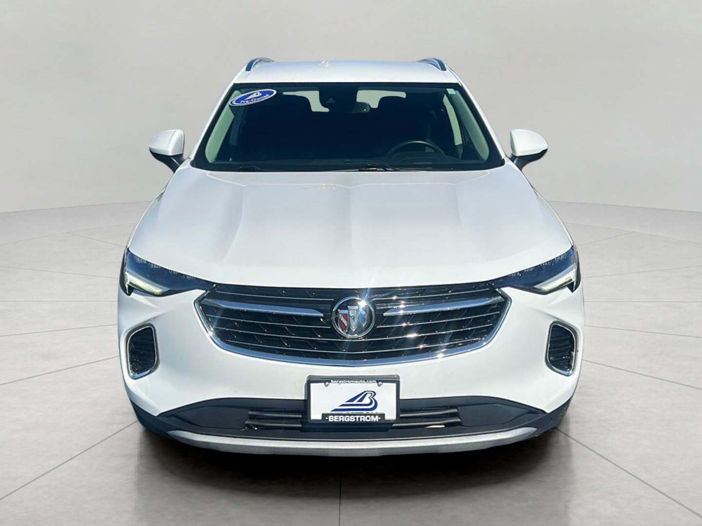 Used 2021 Buick Envision Essence AWD/4WD image 2
