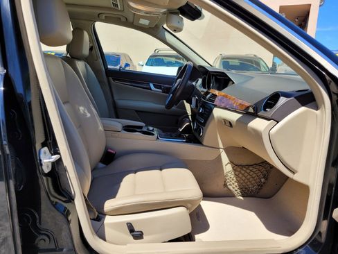 Used 2014 Mercedes-Benz C 250 Sedan image 13