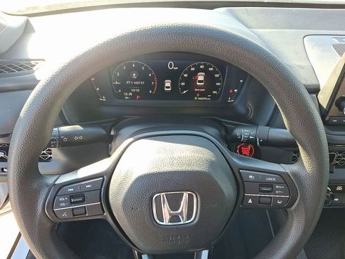 Used 2025 Honda Accord LX image 19