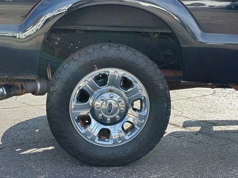 Used 2016 Ford F350 Lariat w/ Lariat Ultimate Package image 30