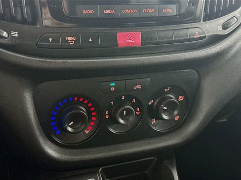 Used 2020 RAM ProMaster City Tradesman image 17