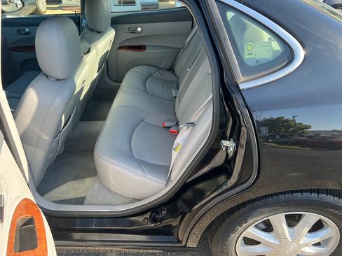Used 2006 Buick LaCrosse CXL w/ Driver Confidence Package FWD image 20