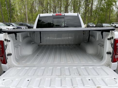 Used 2022 RAM 1500 Laramie AWD/4WD image 14