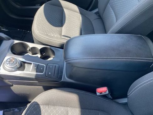 Used 2025 Ford Escape Active FWD image 17