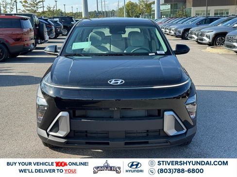 Certified 2026 Hyundai Kona SE FWD image 6