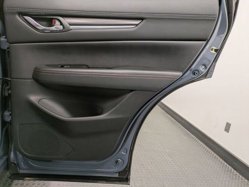 Used 2023 MAZDA CX-5 Carbon Edition image 27
