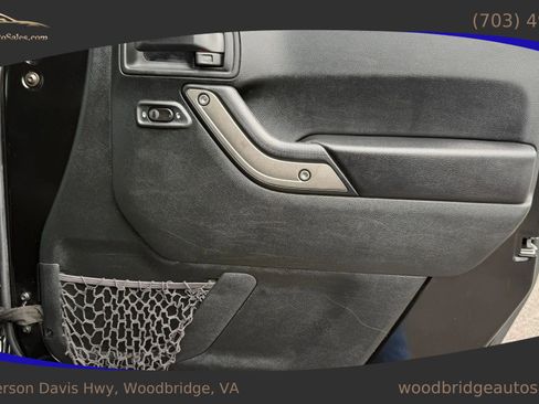 Used 2017 Jeep Wrangler Unlimited Sport w/ Quick Order Package 24S AWD/4WD image 14