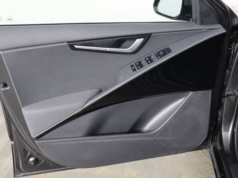 Used 2023 Kia Niro Wind FWD image 19