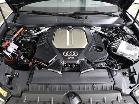Used 2025 Audi RS 6 performance AWD/4WD image 24