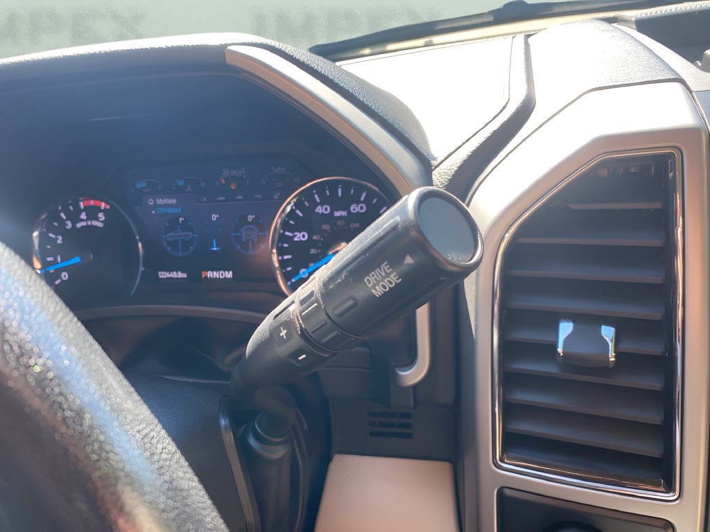 Used 2021 Ford F250 Lariat w/ Lariat Value Package AWD/4WD image 19
