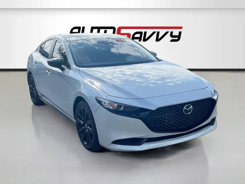 Used 2025 MAZDA MAZDA3 s FWD image 1