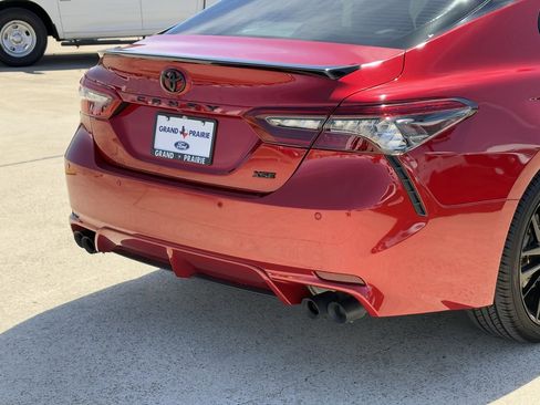 Used 2021 Toyota Camry XSE w/ Navigation Package image 8