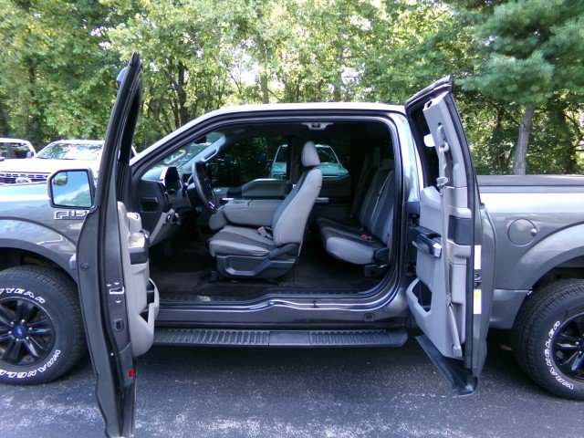 Used 2015 Ford F150 XL w/ Equipment Group 101A Mid AWD/4WD image 15