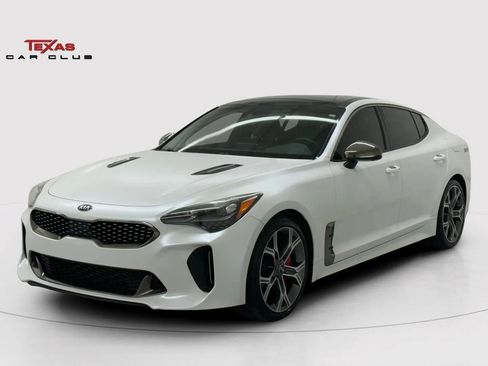 Used 2019 Kia Stinger GT2 image 3