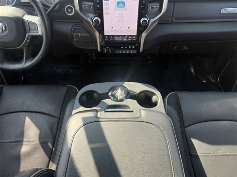 Used 2024 RAM 2500 Laramie image 15