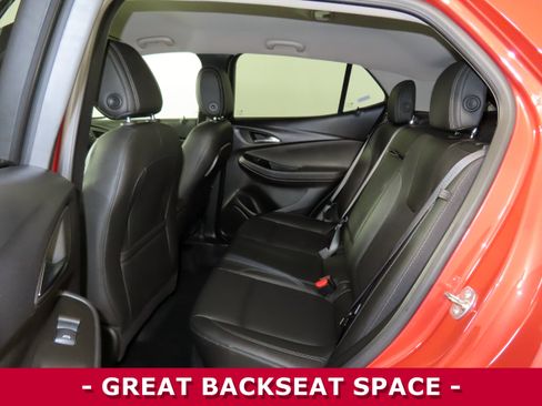 Used 2024 Buick Encore GX Sport Touring w/ Comfort Package image 9