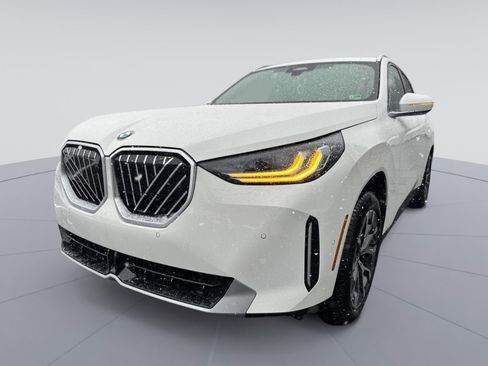 New 2026 BMW X3 xDrive30 w/ Premium Package image 5