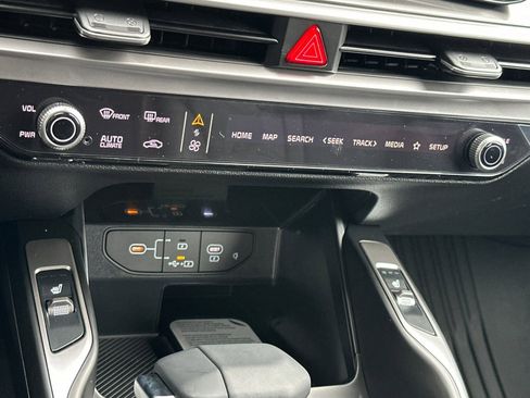 New 2026 Kia Sorento S image 17