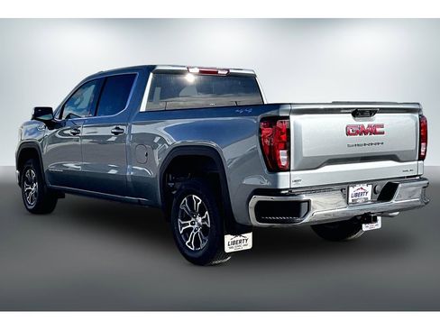 New 2026 GMC Sierra 1500 SLE AWD/4WD image 3