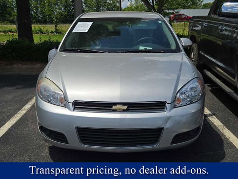 Used 2011 Chevrolet Impala LT FWD image 3