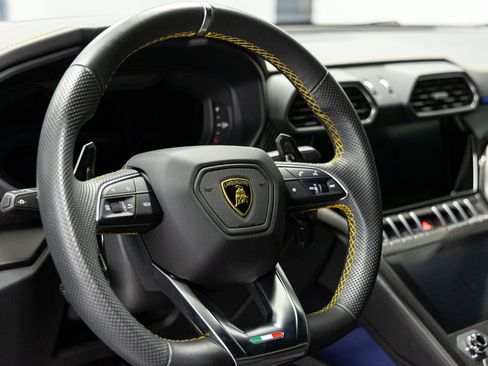 Used 2024 Lamborghini Urus S AWD/4WD image 35
