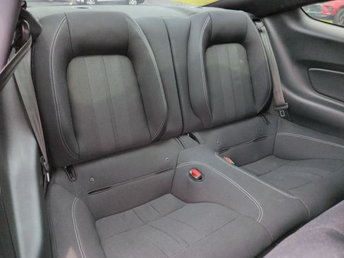 Used 2021 Ford Mustang Coupe RWD image 25
