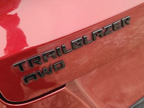 Used 2023 Chevrolet TrailBlazer RS w/ Convenience Package AWD/4WD image 29