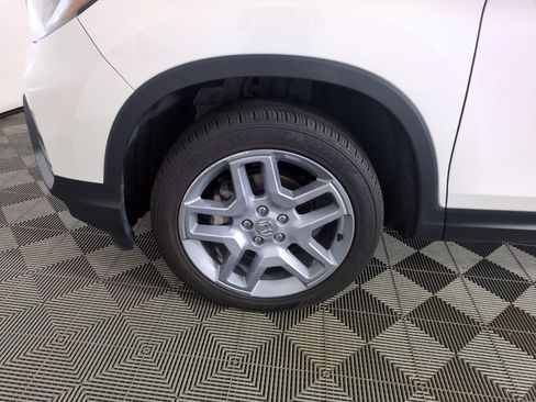 Certified 2024 Honda Passport EX-L image 27