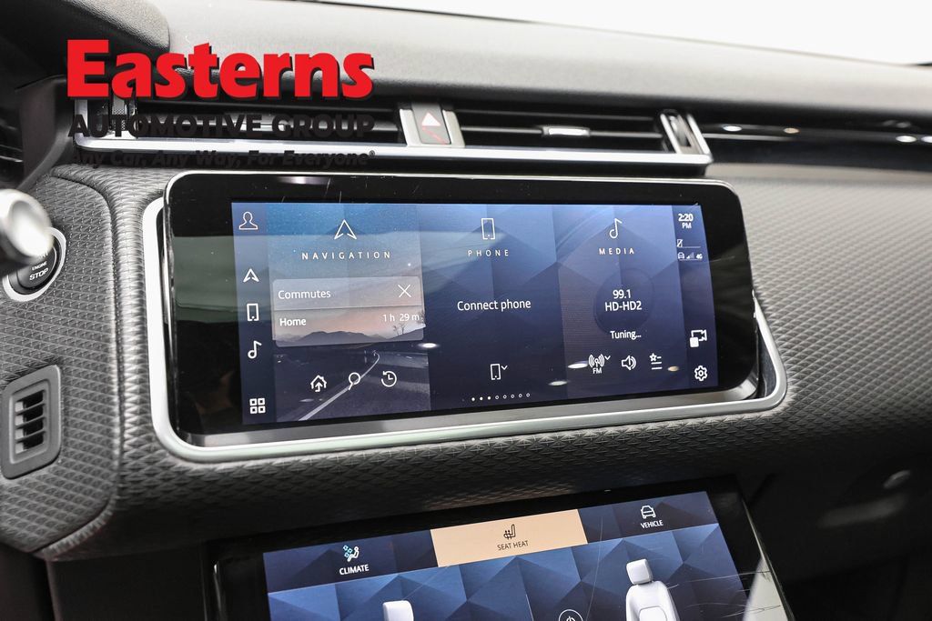 Used 2022 Land Rover Range Rover Velar R-Dynamic S AWD/4WD image 18