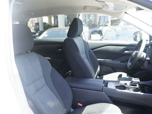 New 2026 Nissan Rogue SV FWD image 17