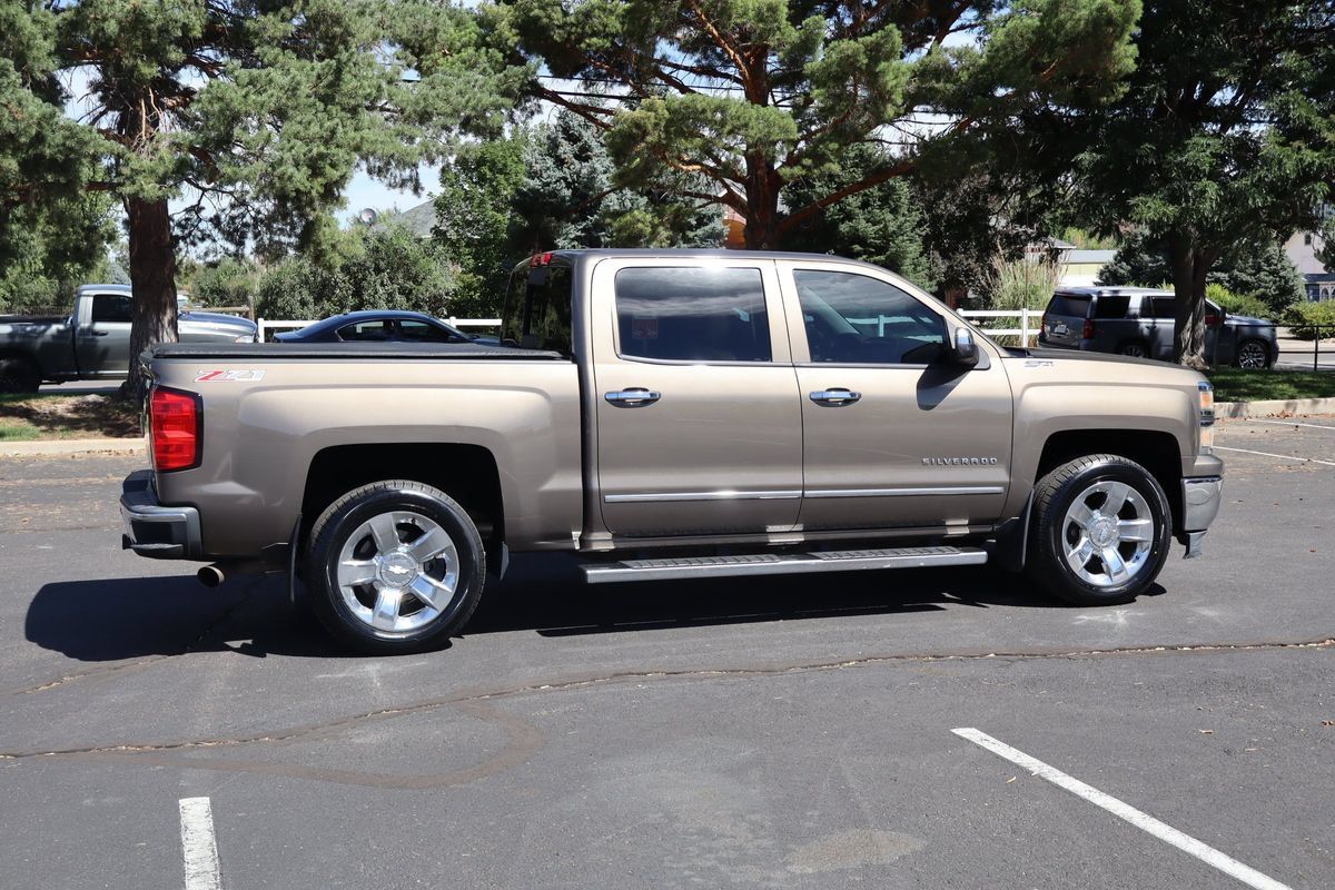 Used 2014 Chevrolet Silverado 1500 LTZ Z71 w/ LTZ Plus Package AWD/4WD image 4
