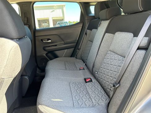 Used 2026 Nissan Kicks SV w/ Charging Package image 25