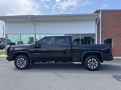 Used 2024 Chevrolet Silverado 2500 Custom w/ Custom Value Package