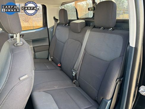 Used 2022 Ford Maverick XL image 18