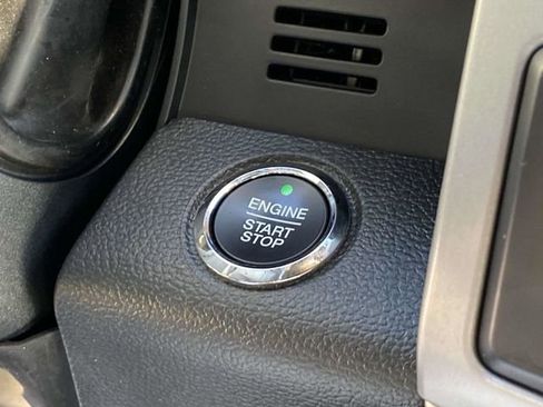 Used 2022 Ford F350 Lariat w/ Lariat Ultimate Package image 31