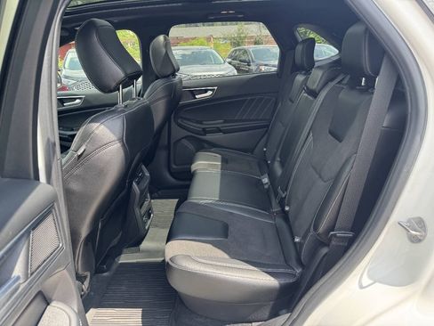 Certified 2022 Ford Edge ST w/ Equipment Group 401A AWD/4WD image 26