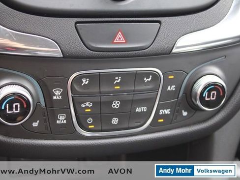 Used 2020 Chevrolet Equinox LT AWD/4WD image 40