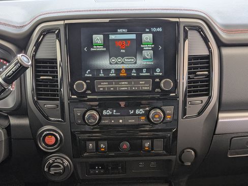 Used 2024 Nissan Titan PRO-4X AWD/4WD image 25